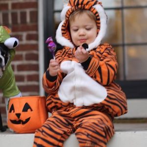 Old Navy toddler Tiger costume